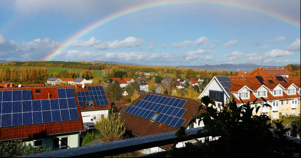Photovoltaik-Anlage auf einem Hausdach